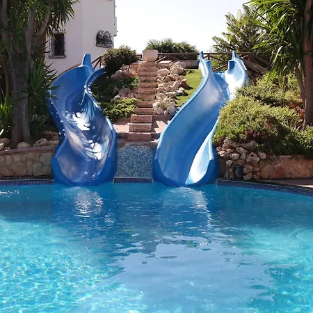 Villa 2 Hab Cerca Piscina Toboganes. Wifi Gratis *