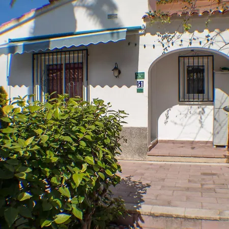 Villa 2 Hab Cerca Piscina Toboganes. Wifi Gratis *